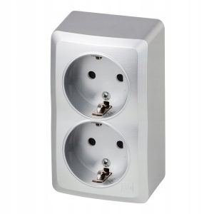 BERG gniazdo natynk. podw z uziem 2x2P+Z schuko IP 20-kolor srebrny 3738-06
